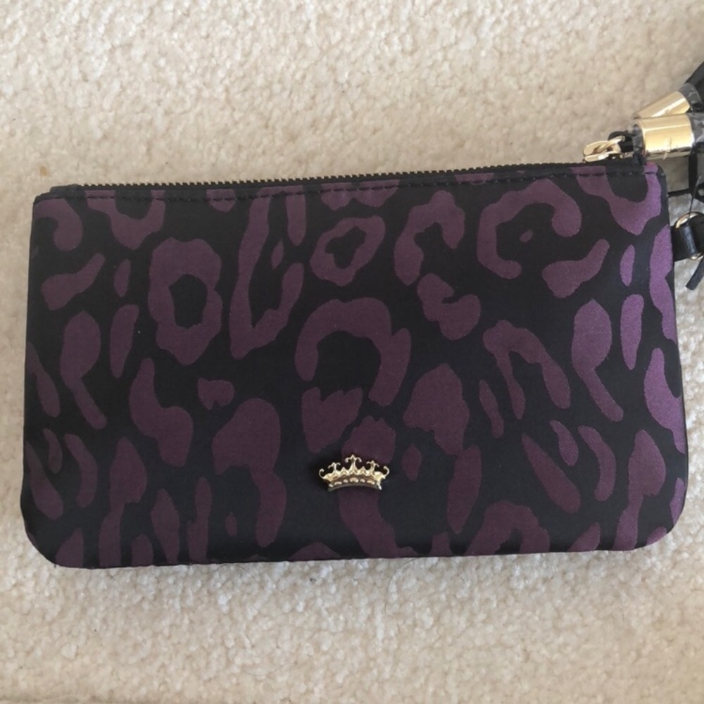 Juicy Couture Brand Purse HOST PICK - Picture 2 of 5